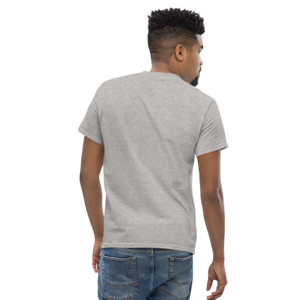 bvangio color interlocking b's Men's classic tee - Image 30